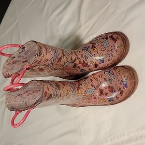 Kids light up rainboots size 11